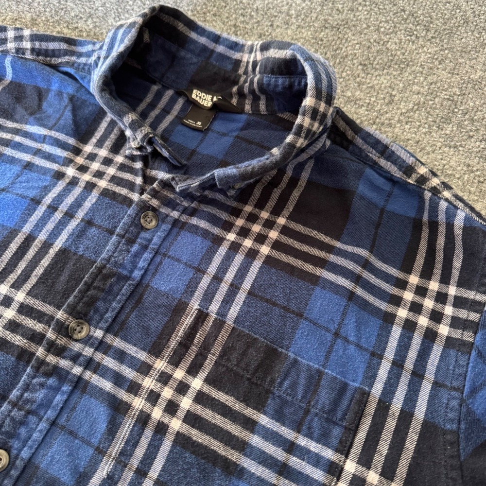 Eddie Bauer Flannel Shirt Mens XL Blue Black Plaid Cotton Button Down LS